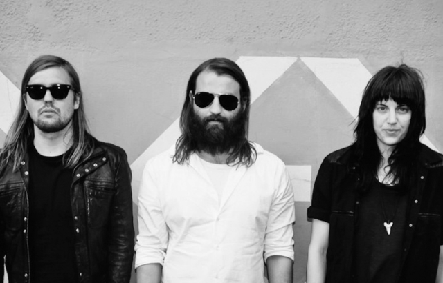 band-of-skulls-new-album-by-default